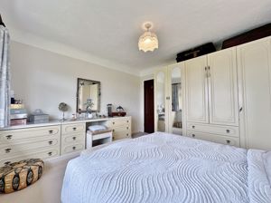 Photo 33- click for photo gallery